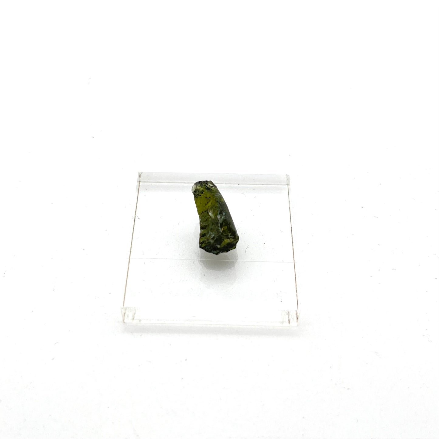 Éclat brut de moldavite